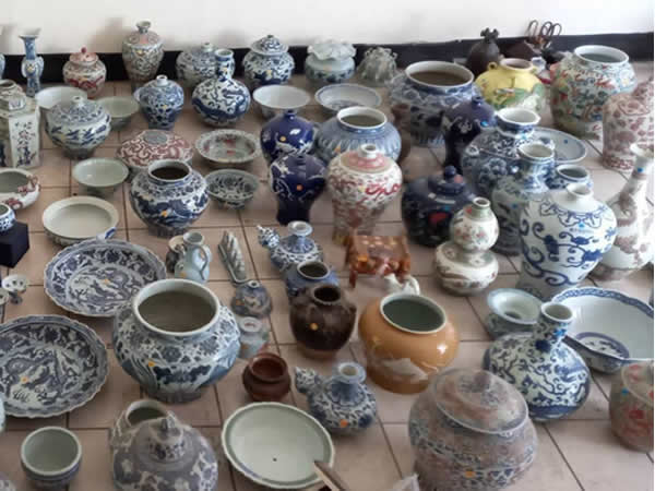 收購大量瓷器、花瓶、古玩、陶瓷